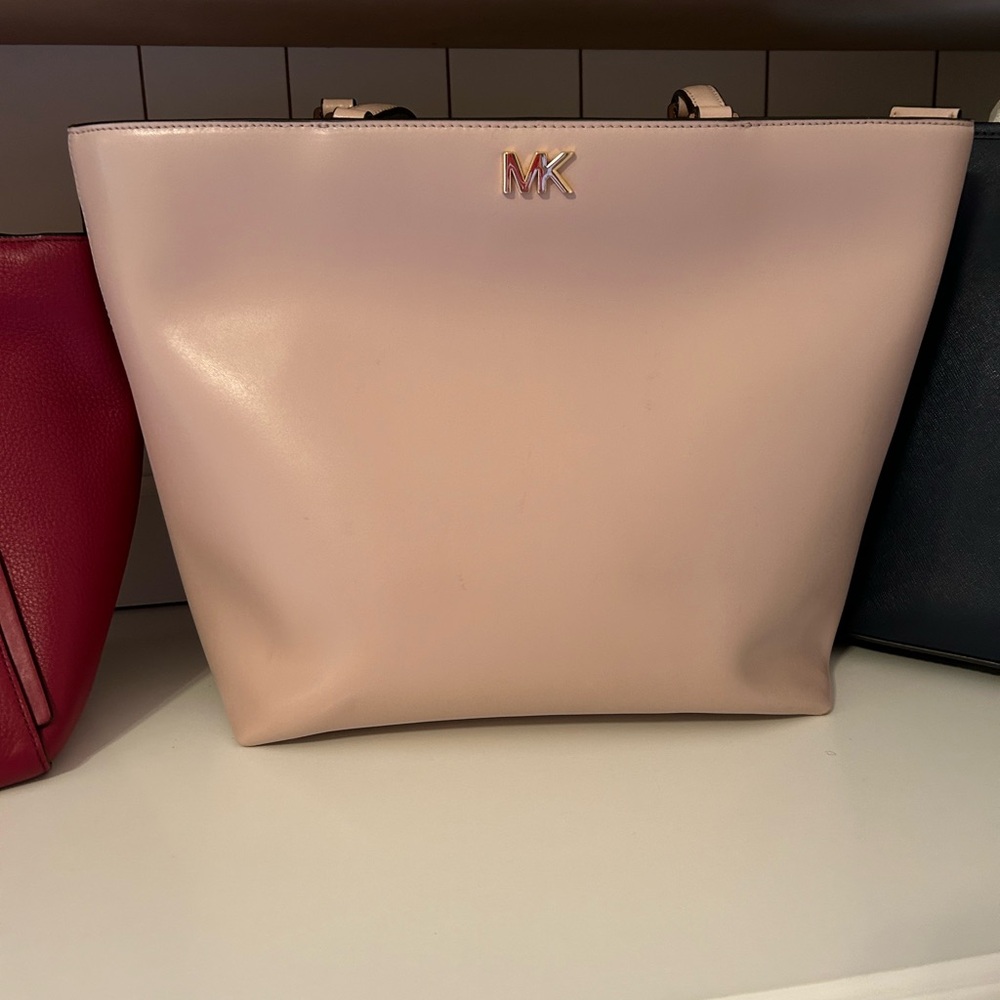 MICHAEL KORS MOTT MEDIUM SMOOTH LEATHER TOTE Soft Pink blush